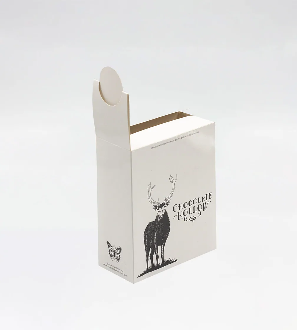 Hanging-tab carton with an illustrated deer