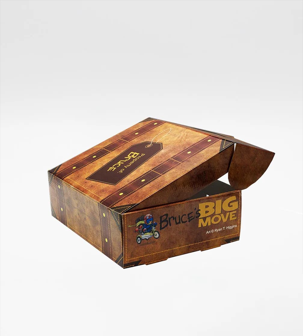 Mailer printed to look like a leather trunk