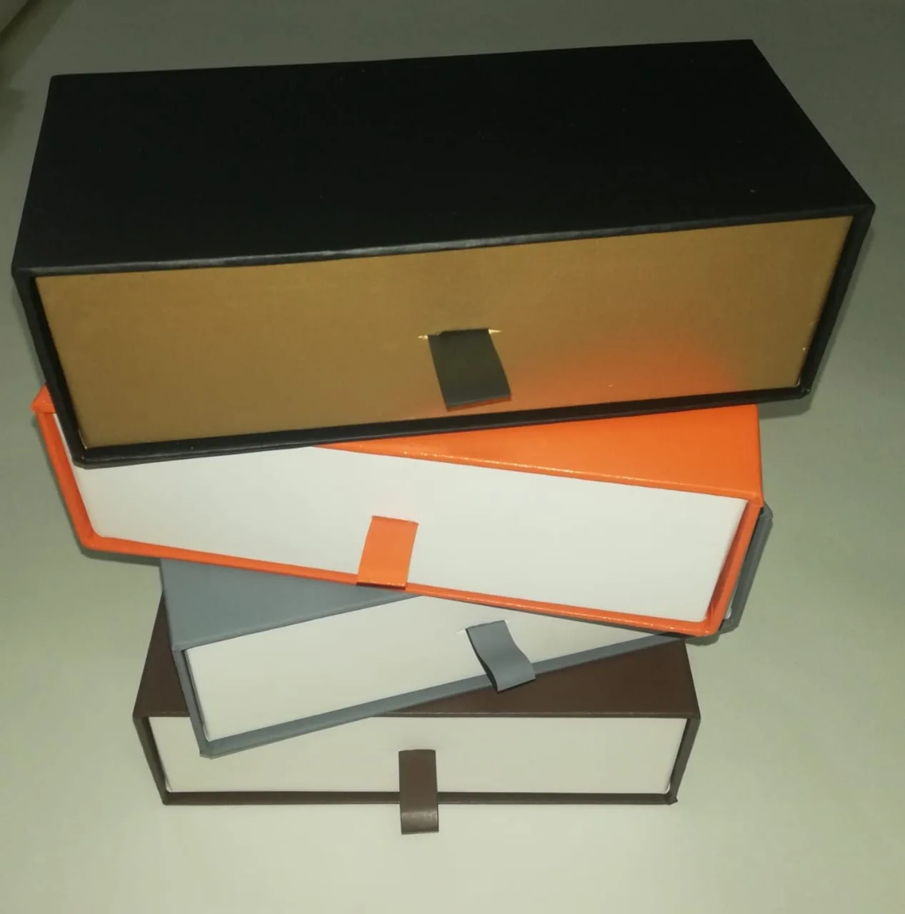 Drawer boxes in five colors